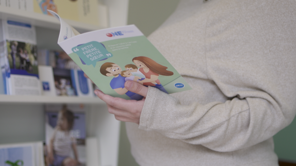Quels Sont Les Bienfaits Du Calin Pour Les Enfants Office De La Naissance Et De L Enfance Quels Sont Les Bienfaits Du Calin Pour Les Enfants Office De La Naissance Et De L Enfance